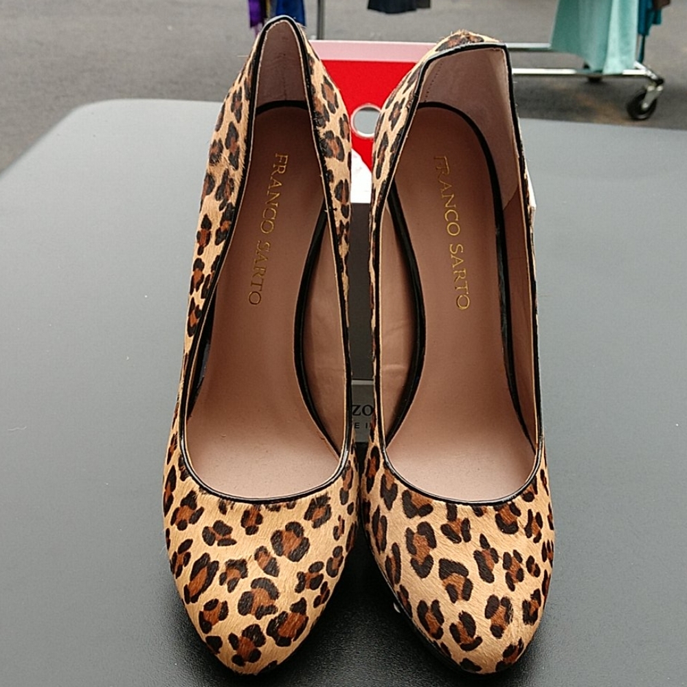 Bnwt Franco Sarto leopard pumps